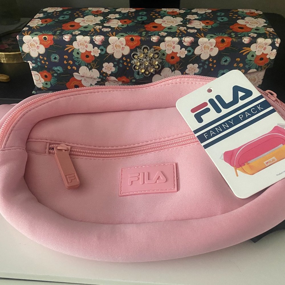 NEW Fila pink fanny pack